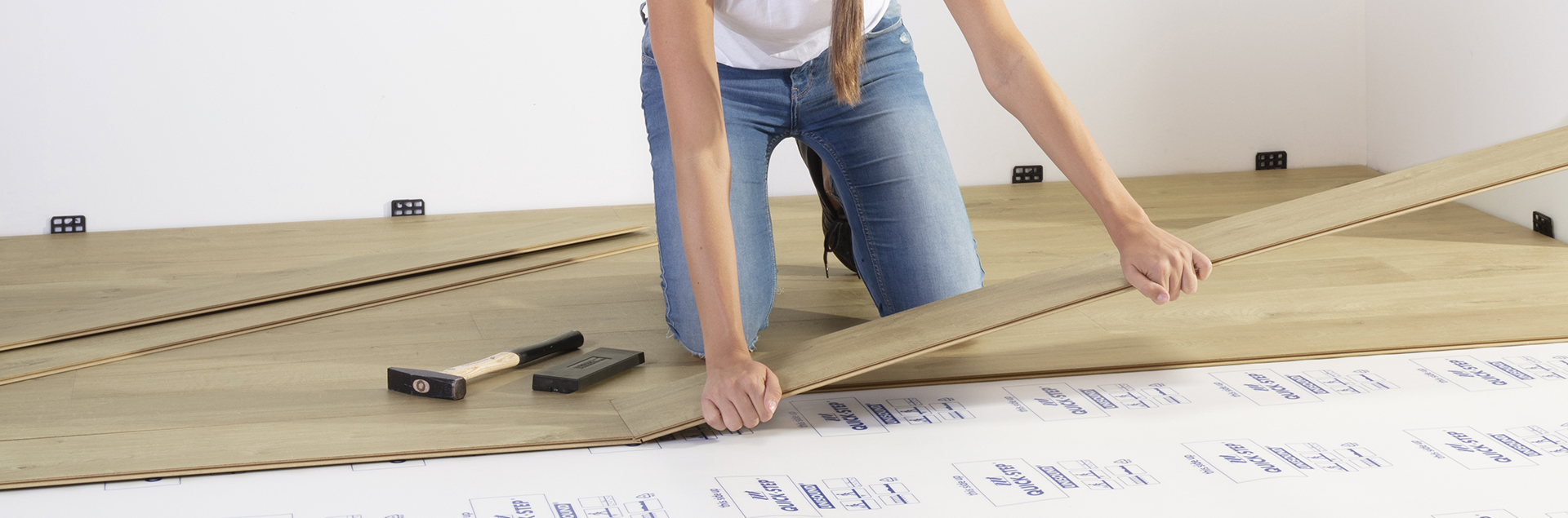 Tools to install your laminate floor by Quick-Step